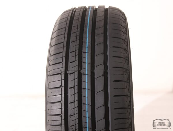 245/45 R18 Aplus  A609 - Image 2