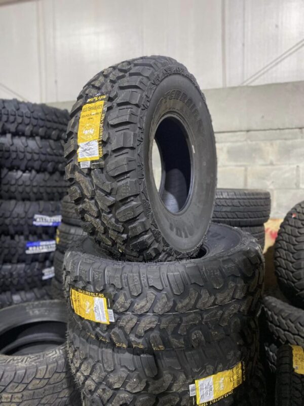 33x12.5 R15 Aplus  A609