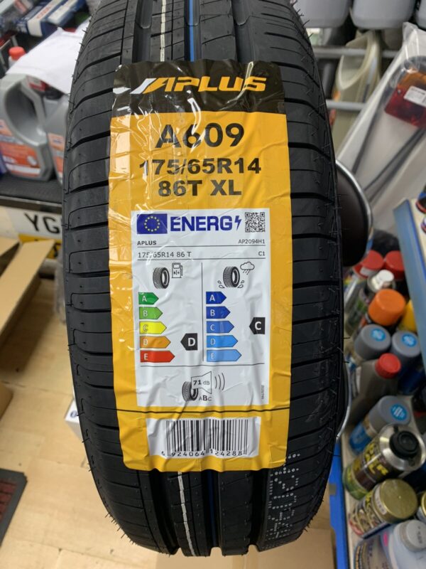 35x12.5 R17 Aplus  A609 - Image 4